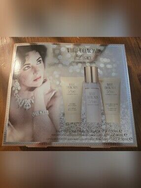 Elizabeth Taylor White Diamonds Legacy Toiletries Set Lotion, Wash & Spray NEW
